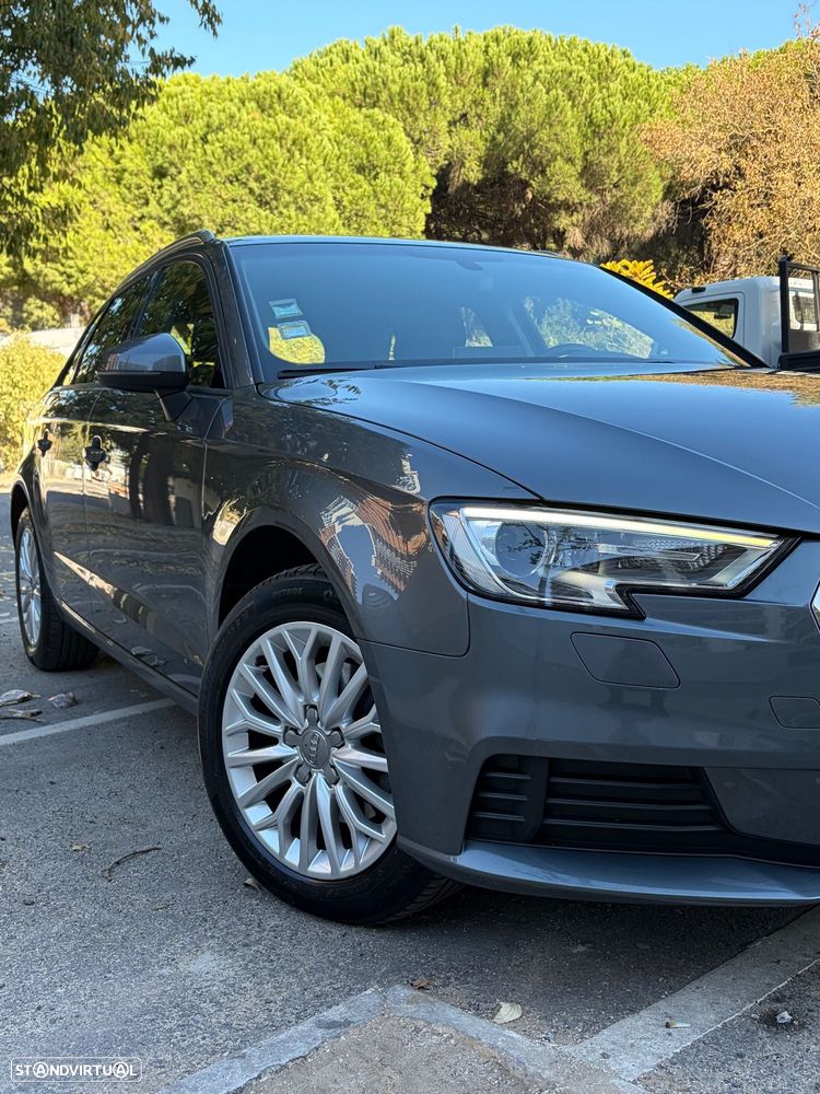 Audi A3 Sportback 1.6 TDI Advance - 10