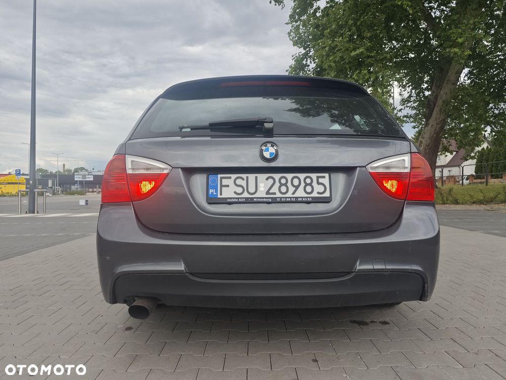 BMW Seria 3 320i - 8