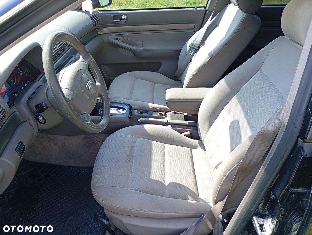 Audi A4 Avant - 7