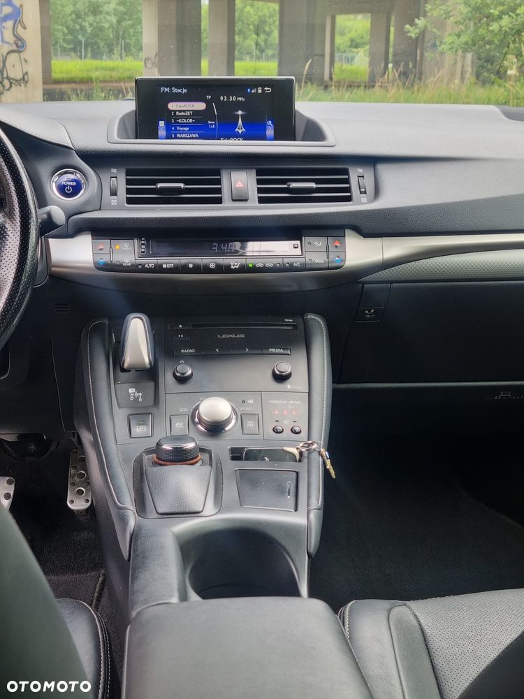 Lexus CT 200h F Sport - 7