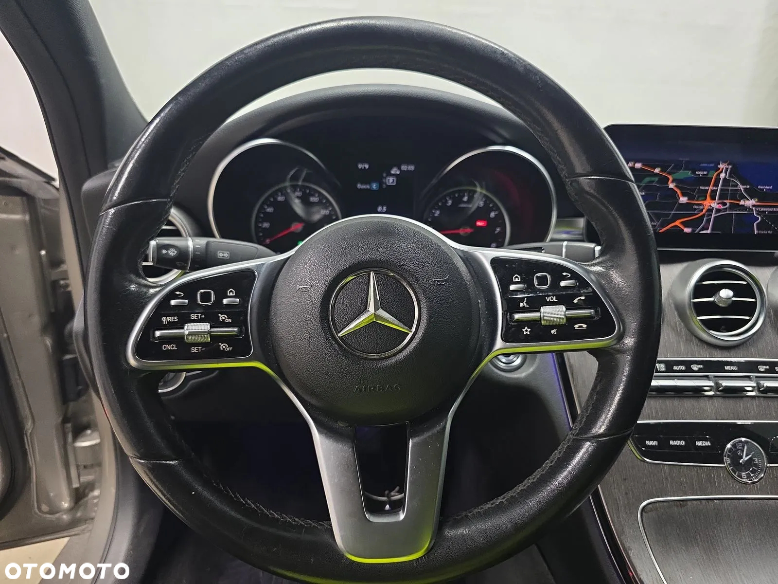 Mercedes-Benz Klasa C 300 T 9G-TRONIC - 6