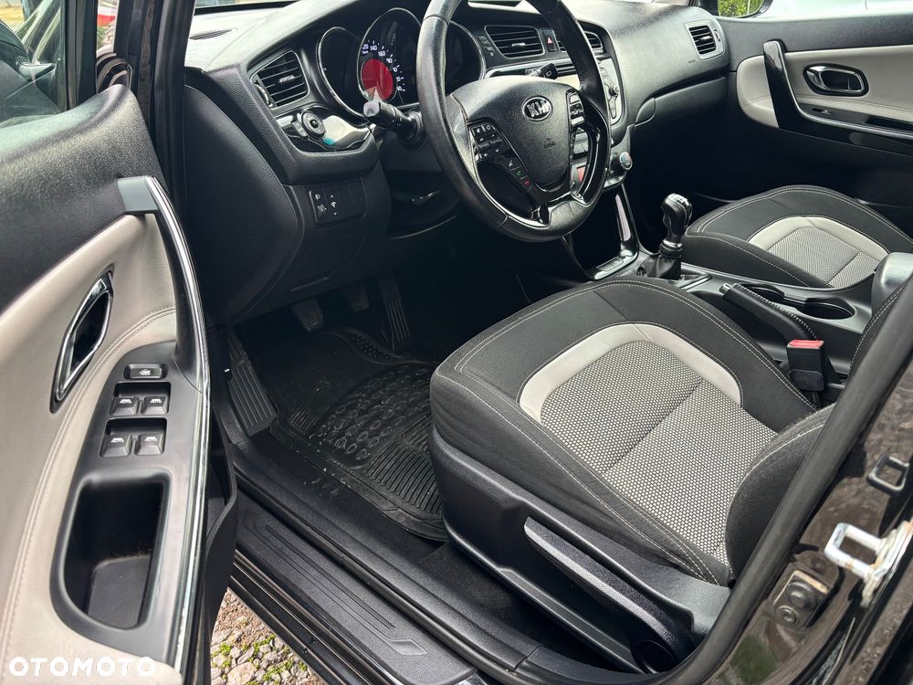 Kia Ceed 1.6 CRDi 128 Spirit - 5