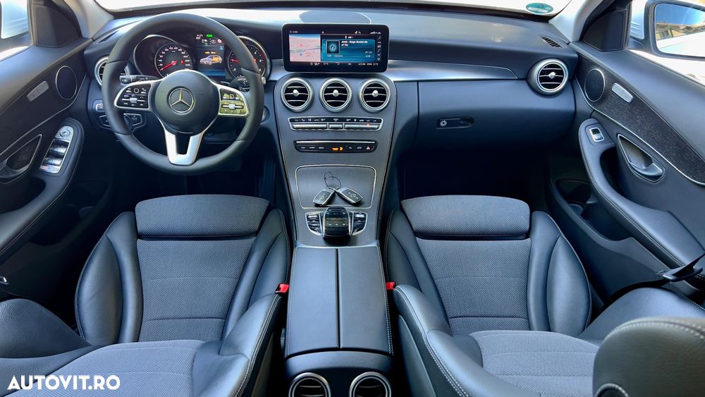 Mercedes-Benz C - 11