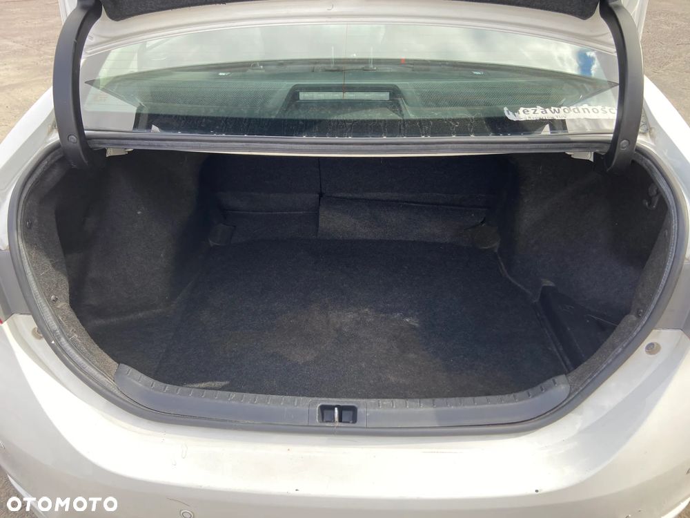 Toyota Corolla 1.6 Active - 8