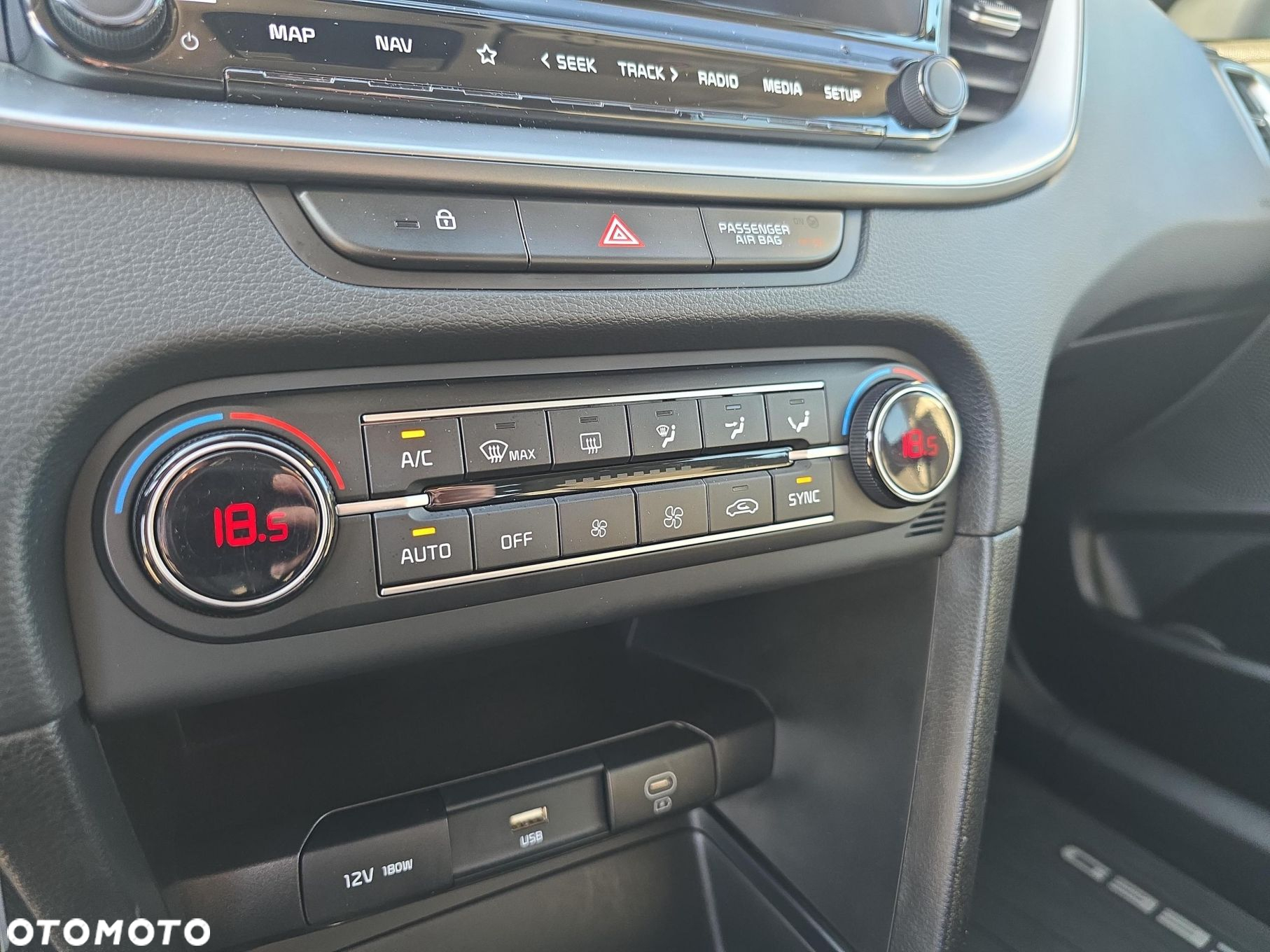 Kia Ceed 1.5 T-GDI M - 25