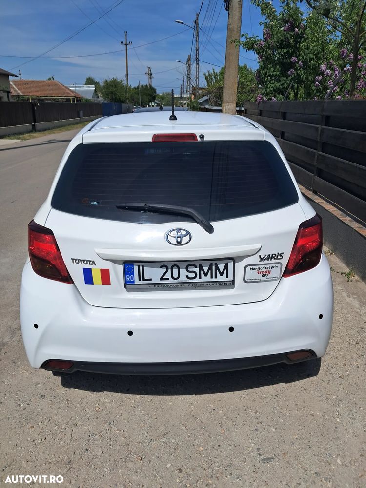 Toyota Yaris 1.3 VVT-i Luna - 3