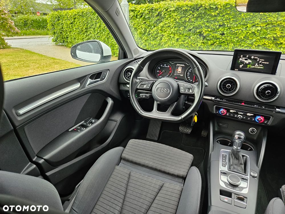 Audi A3 Sportback 1.4 TFSI CoD S tronic - 14