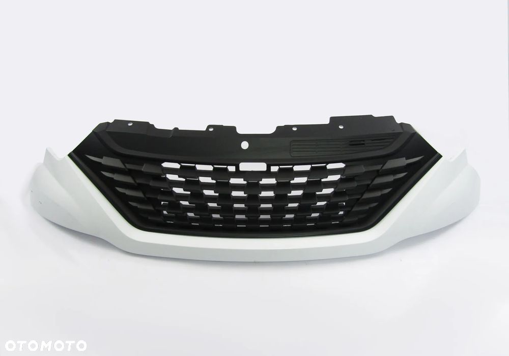 Listwa nad zderzak + atrapa chłodnicy / Grill Iveco Daily  19 - 24 Lakier 50105 - 3