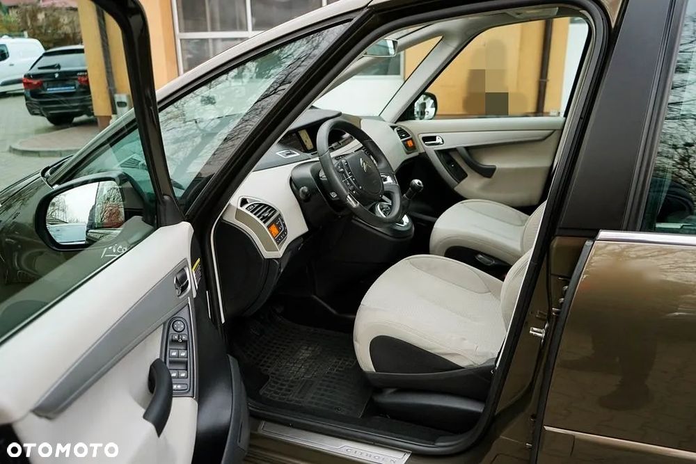 Citroën C4 Picasso - 12