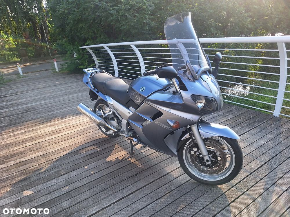 Yamaha FJR - 9
