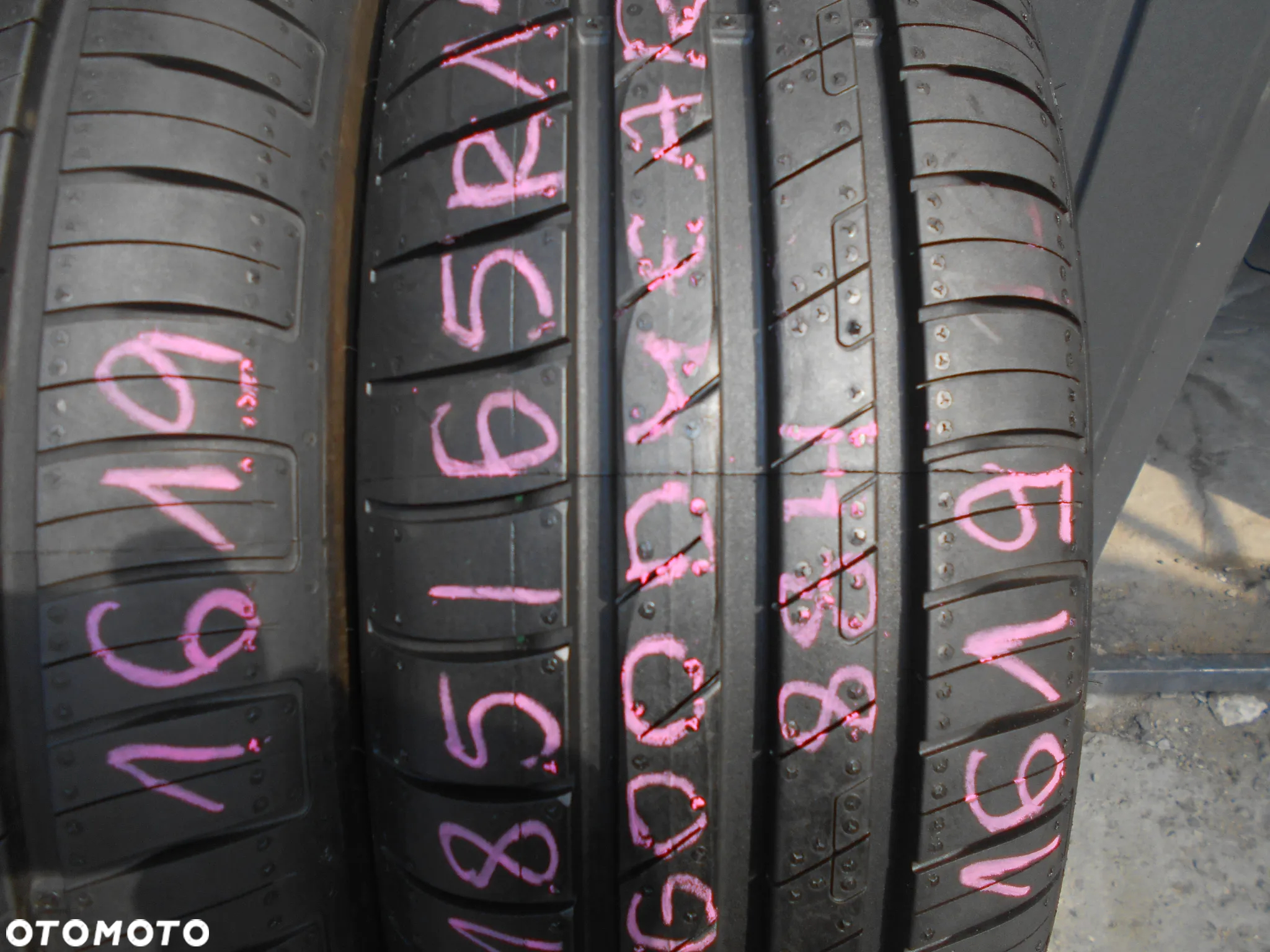 OPONY 185/65R15 GOODYEAR EFFICIENT GRIP PERFORMANCE DOT 1619 8MM - 2
