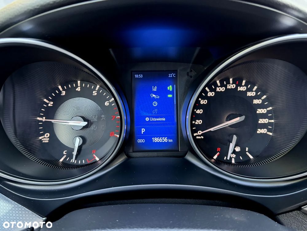 Toyota Avensis 1.8 Prestige MS - 9