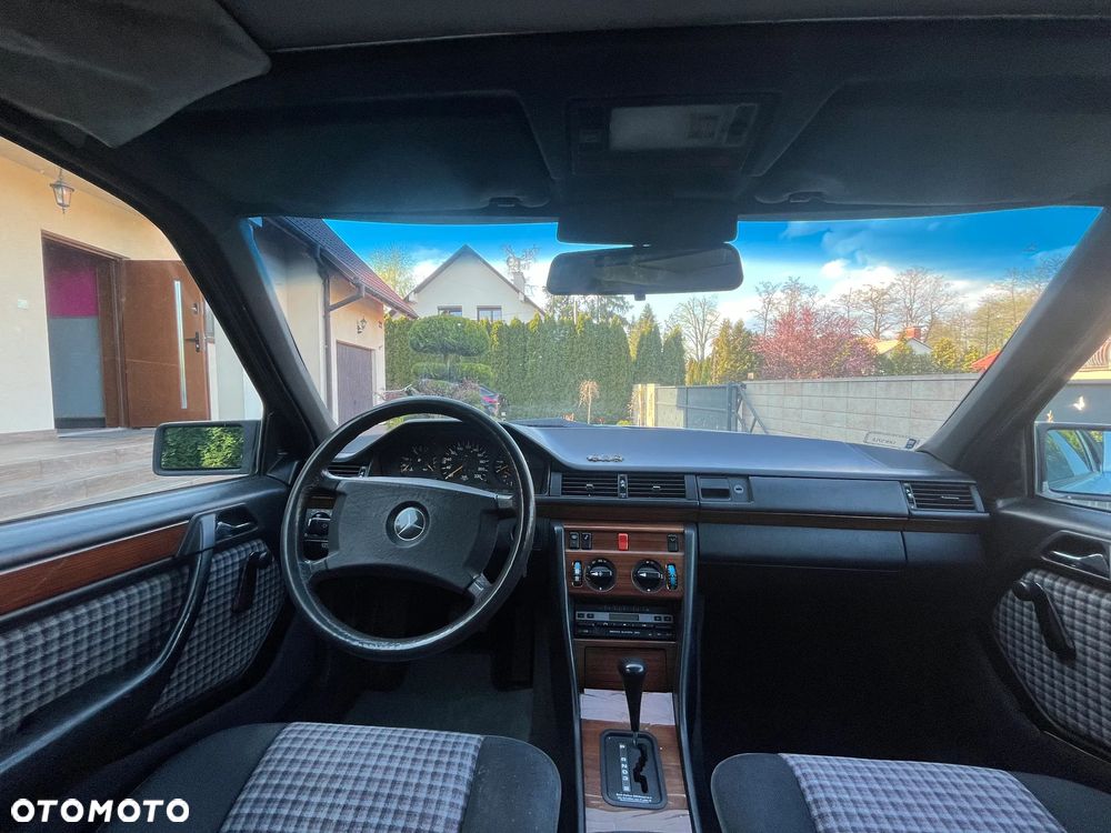 Mercedes-Benz W124 (1984-1993) - 5