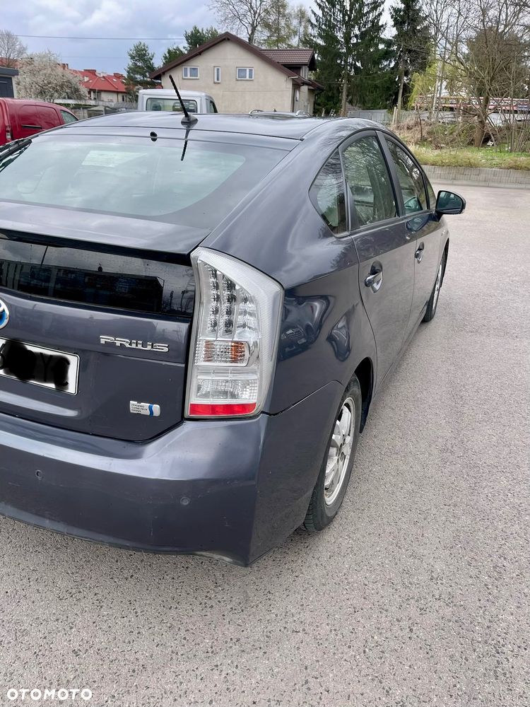 Toyota Prius 1.8 HSD Sol - 7