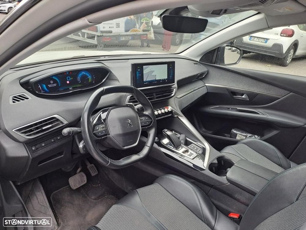 Peugeot 3008 1.6 Hybrid Allure Pack e-EAT8 - 4