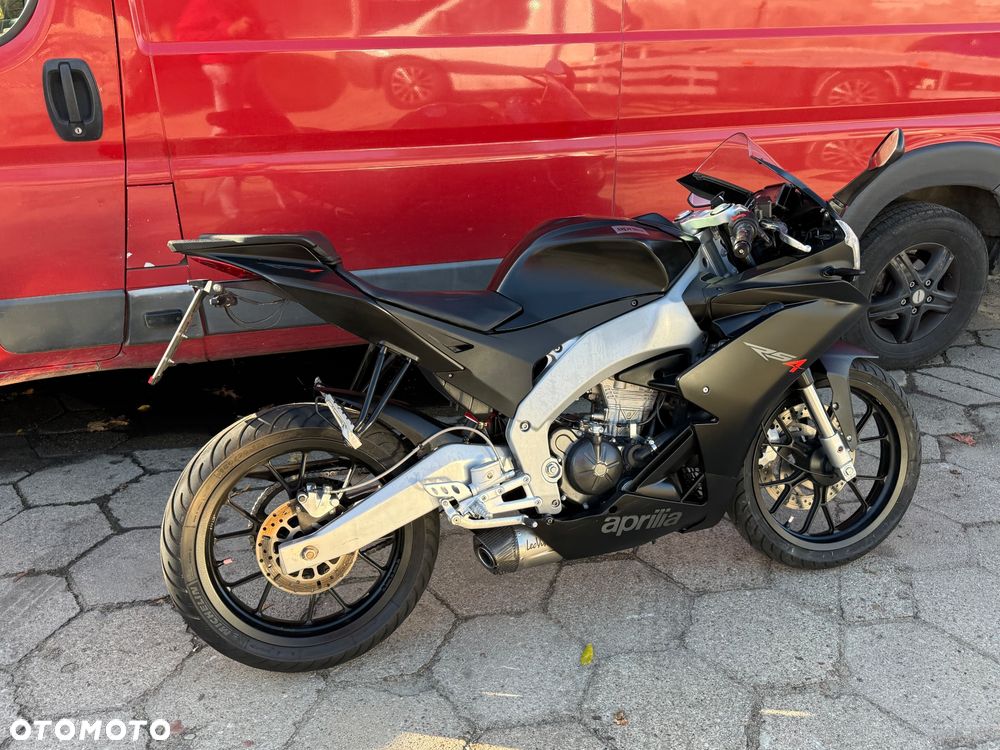 Aprilia RS - 19