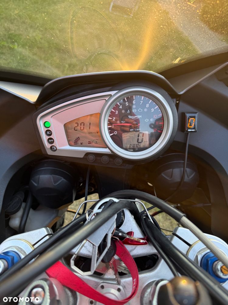 Triumph Tiger - 9