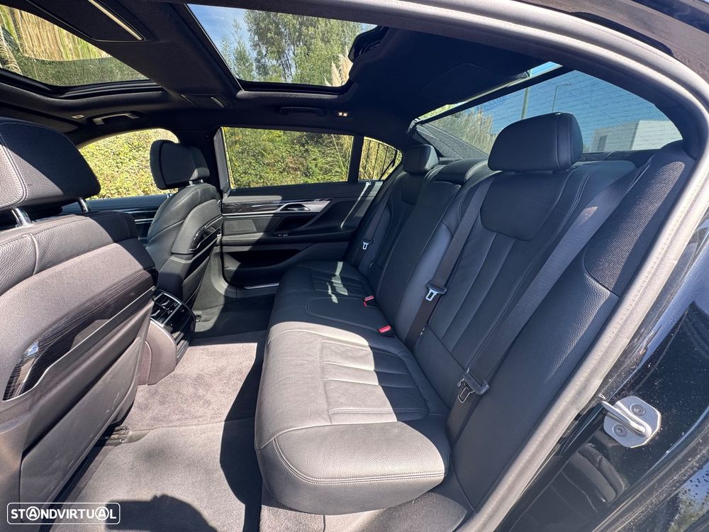 BMW 745 Le xDrive iPerformance Pack M Auto - 30