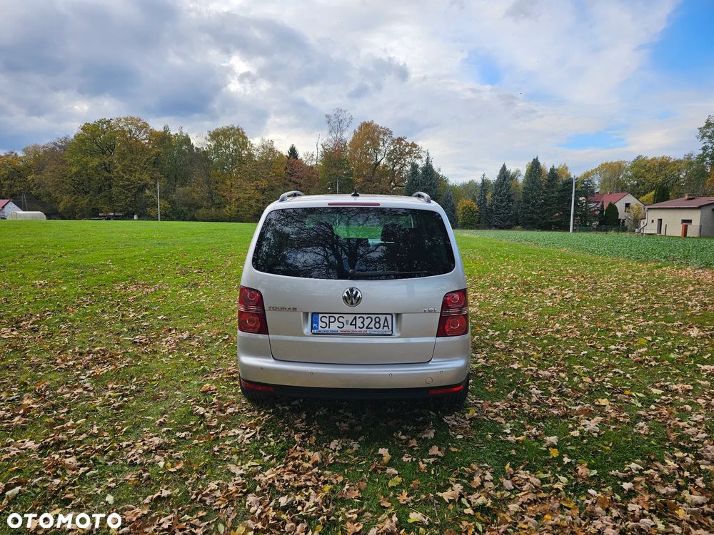 Volkswagen Touran 1.9 TDI Basis DSG - 12