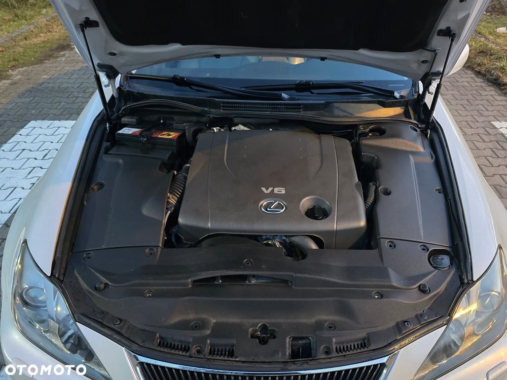 Lexus IS 250 Prestige - 14