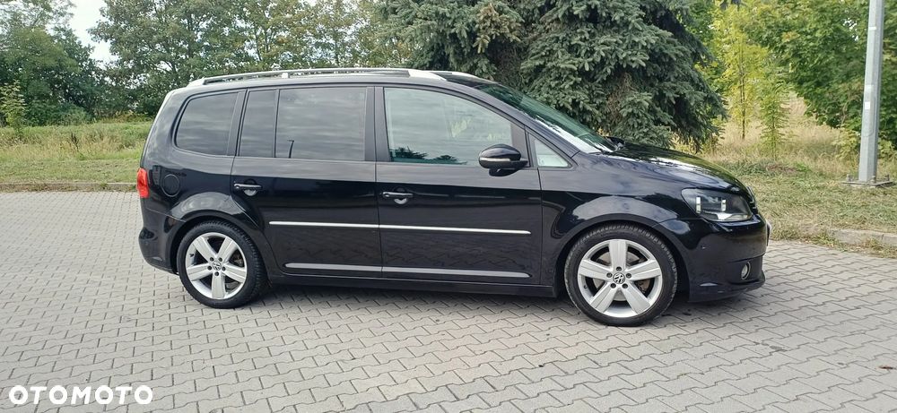 Volkswagen Touran 2.0 TDI DPF DSG Highline - 15