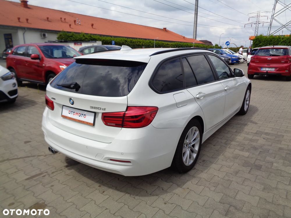 BMW Seria 3 320d xDrive Edition Luxury Line Purity - 6