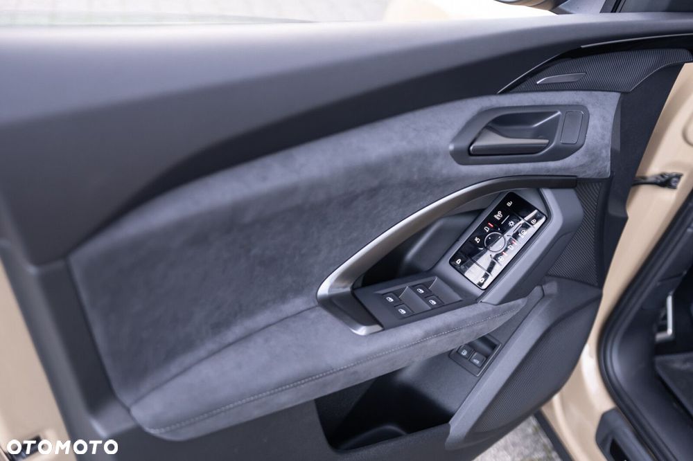 Audi Q5 Sportback - 17