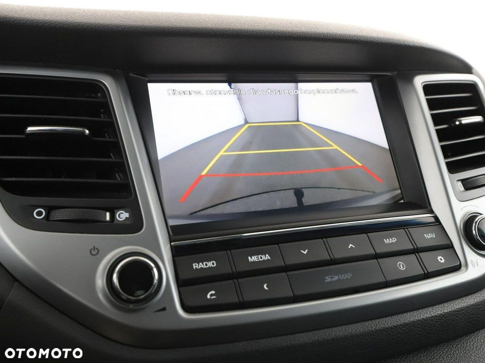 Hyundai Tucson 1.7 CRDI BlueDrive Style 2WD - 25