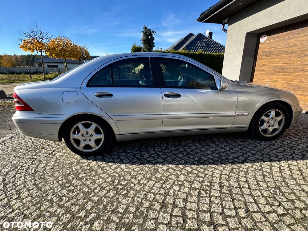 Mercedes-Benz Klasa C - 17