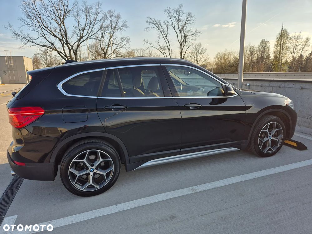 BMW X1 xDrive25i xLine - 3