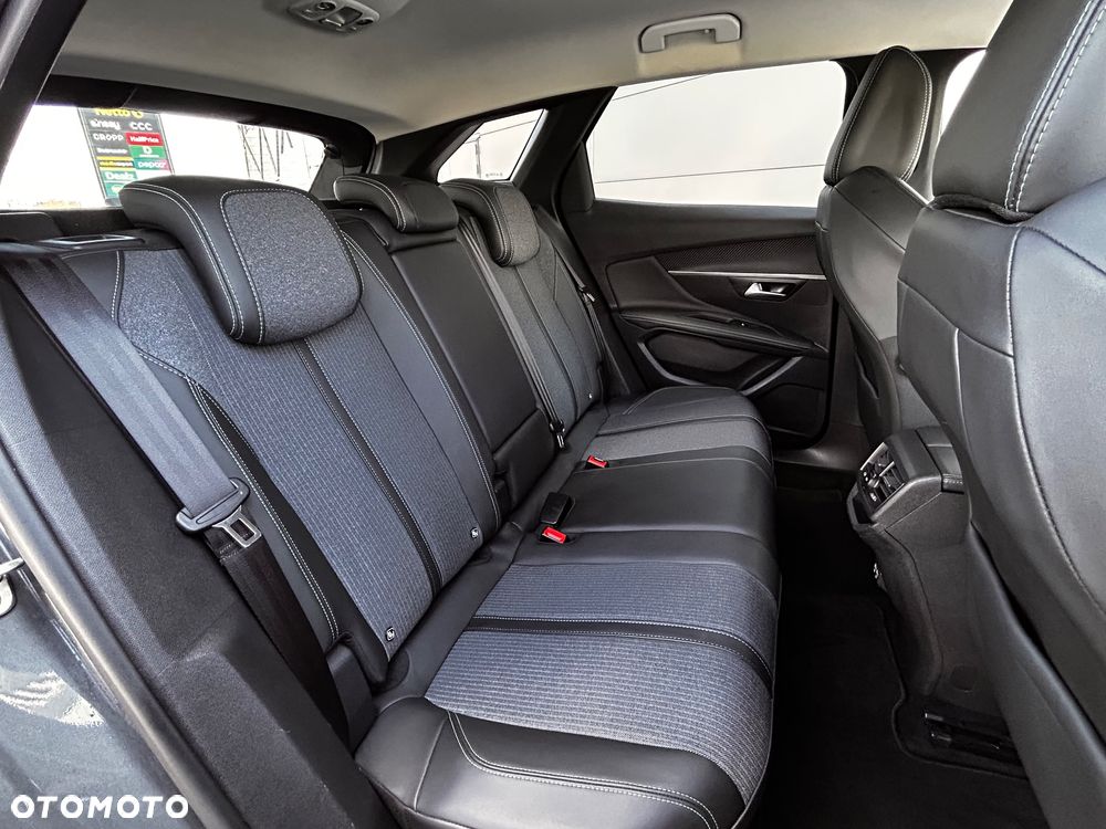 Peugeot 3008 BlueHDi 130 Stop & Start EAT8 Allure Business-Paket - 8