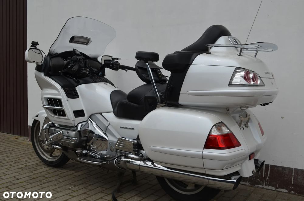 Honda GL - 6