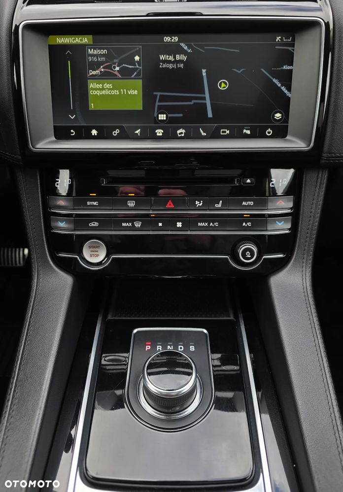 Jaguar F-Pace 20d AWD Prestige - 25