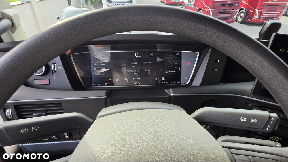 Volvo ///FH///460///2023///GLOBETROTTER/// XXL///HDS///HIAB///WECON///CHWYTAK/// ROTATOR///WAGA///JEDYNE 125 TYŚ KM/// PRZYCZEPA///FULL LED///VIRTUAL COCPIT/// STAN JAK NOWY. - 34