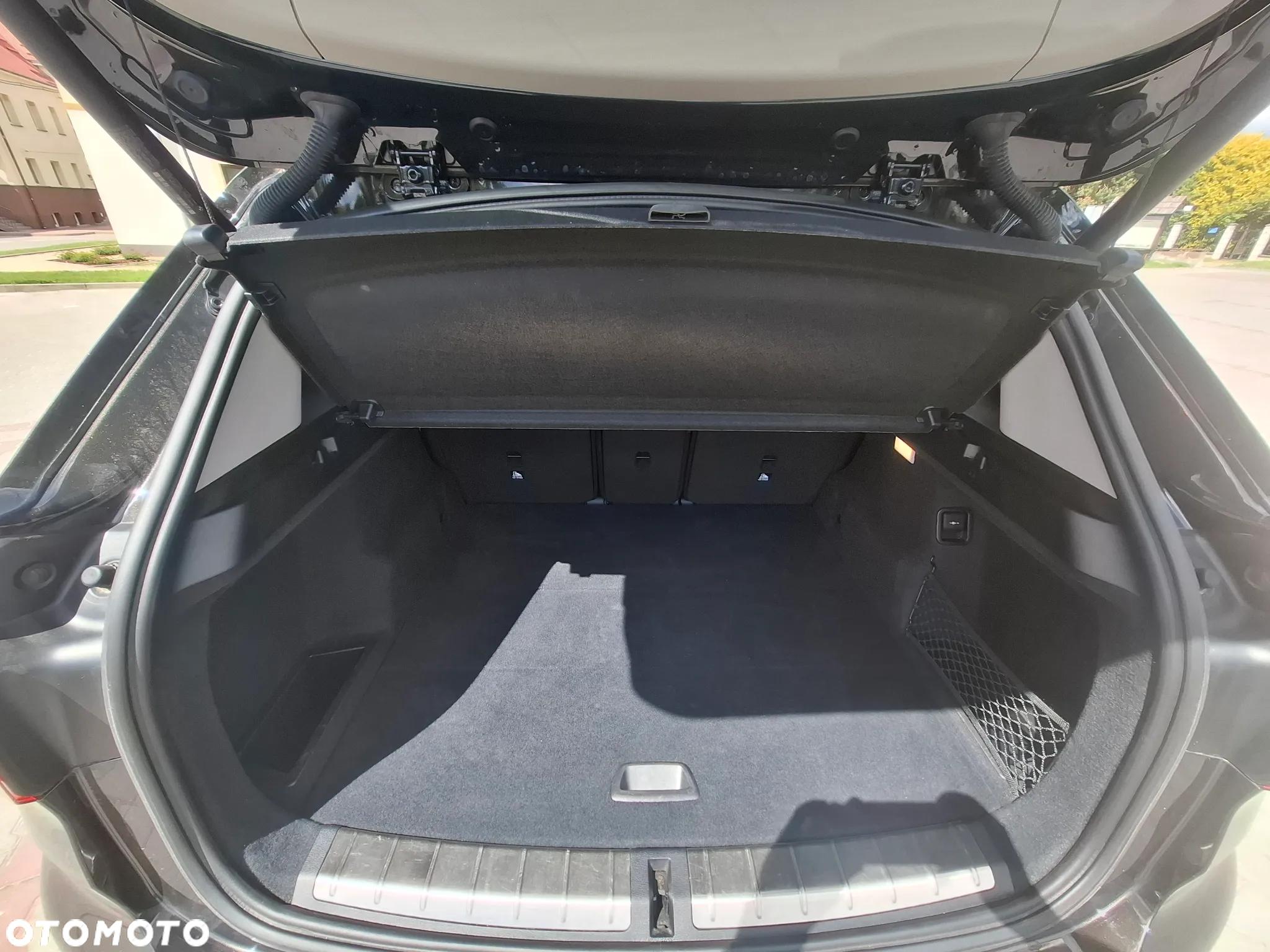 BMW X1 sDrive20i GPF xLine - 19