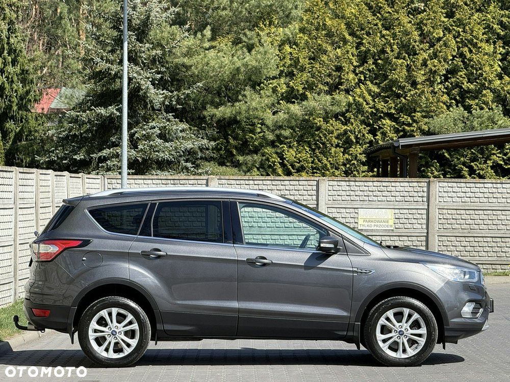 Ford Kuga - 33