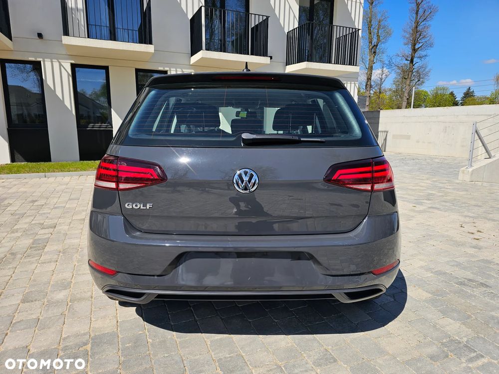 Volkswagen Golf 1.6 TDI BMT Comfortline - 13
