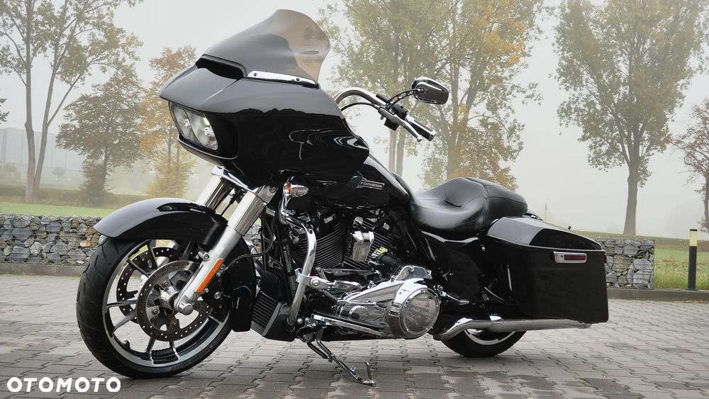 Harley-Davidson Touring Road Glide - 5