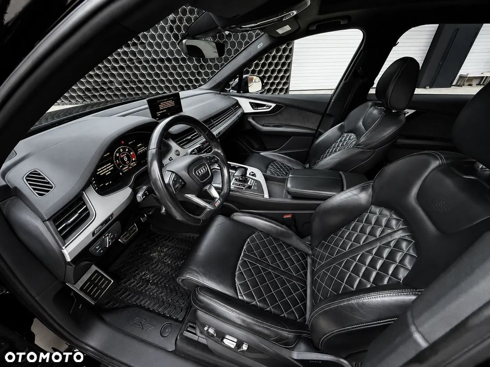 Audi SQ7 - 25