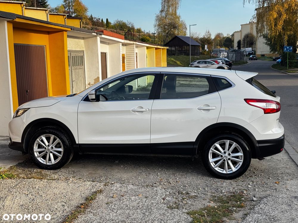 Nissan Qashqai 2015 photo 2