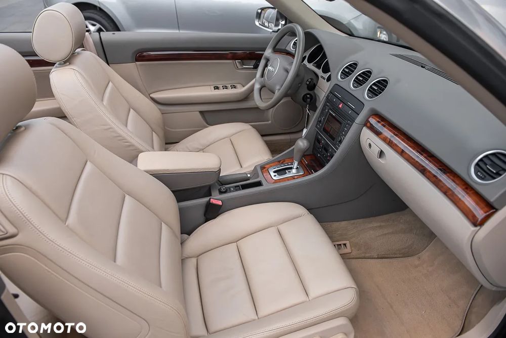 Audi A4 1.8 T multitronic - 23