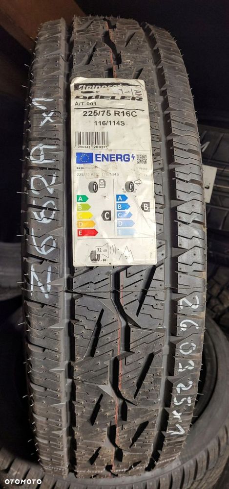 1x Bridgestone Dueler A/T 001 225/75R16C 116/114S Z662A - 2