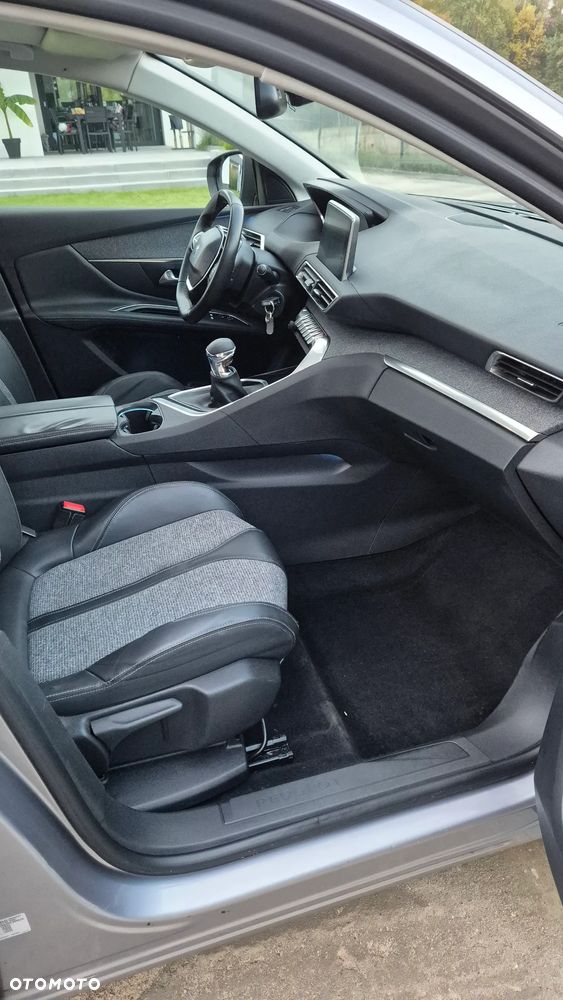 Peugeot 5008 2.0 BlueHDi Allure - 15