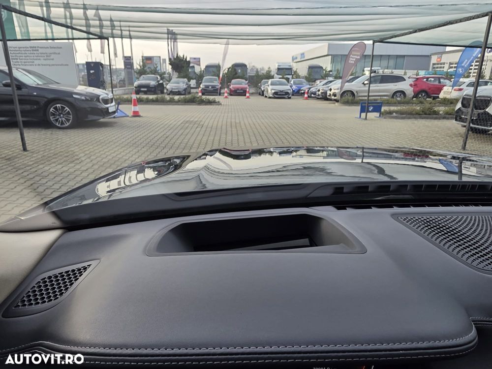 BMW Seria 7 740d xDrive MHEV - 17