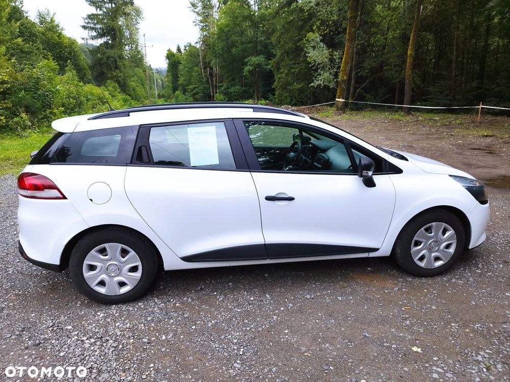 Renault Clio 1.2 16V Life - 10