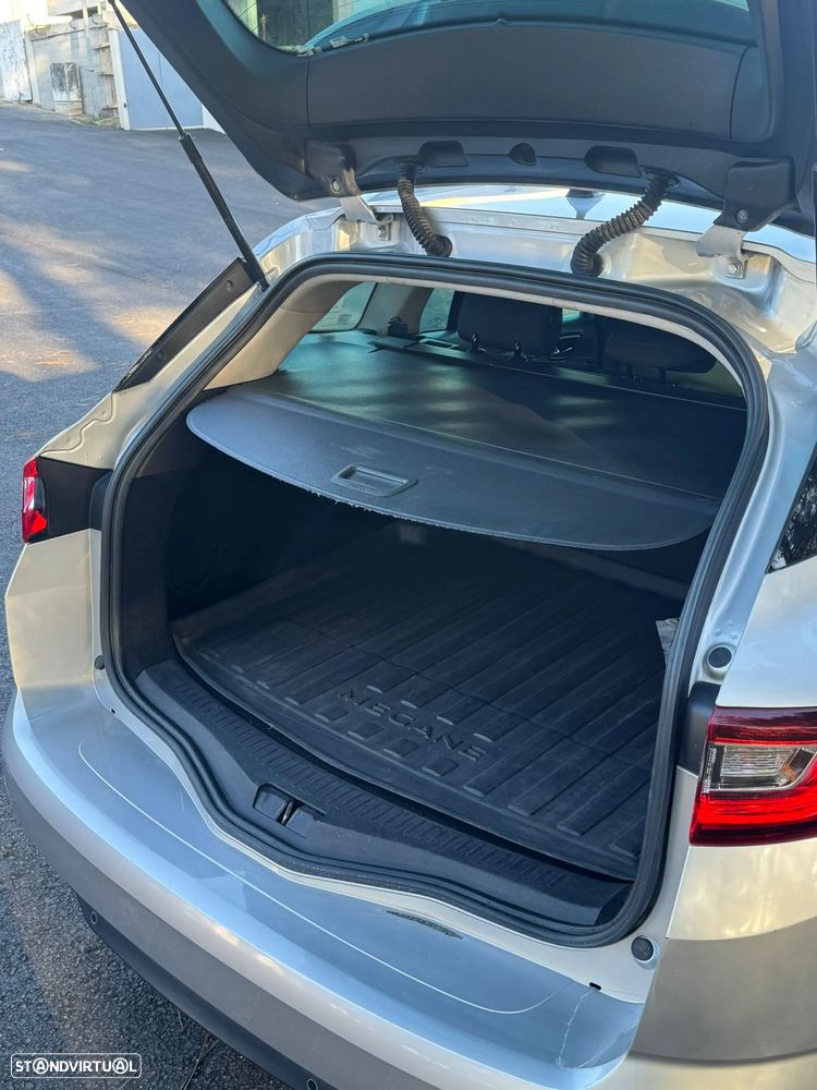 Renault Mégane Sport Tourer 1.5 dCi Limited - 9