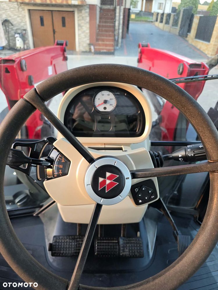 Massey Ferguson 5713 SL dyna-6 - 12