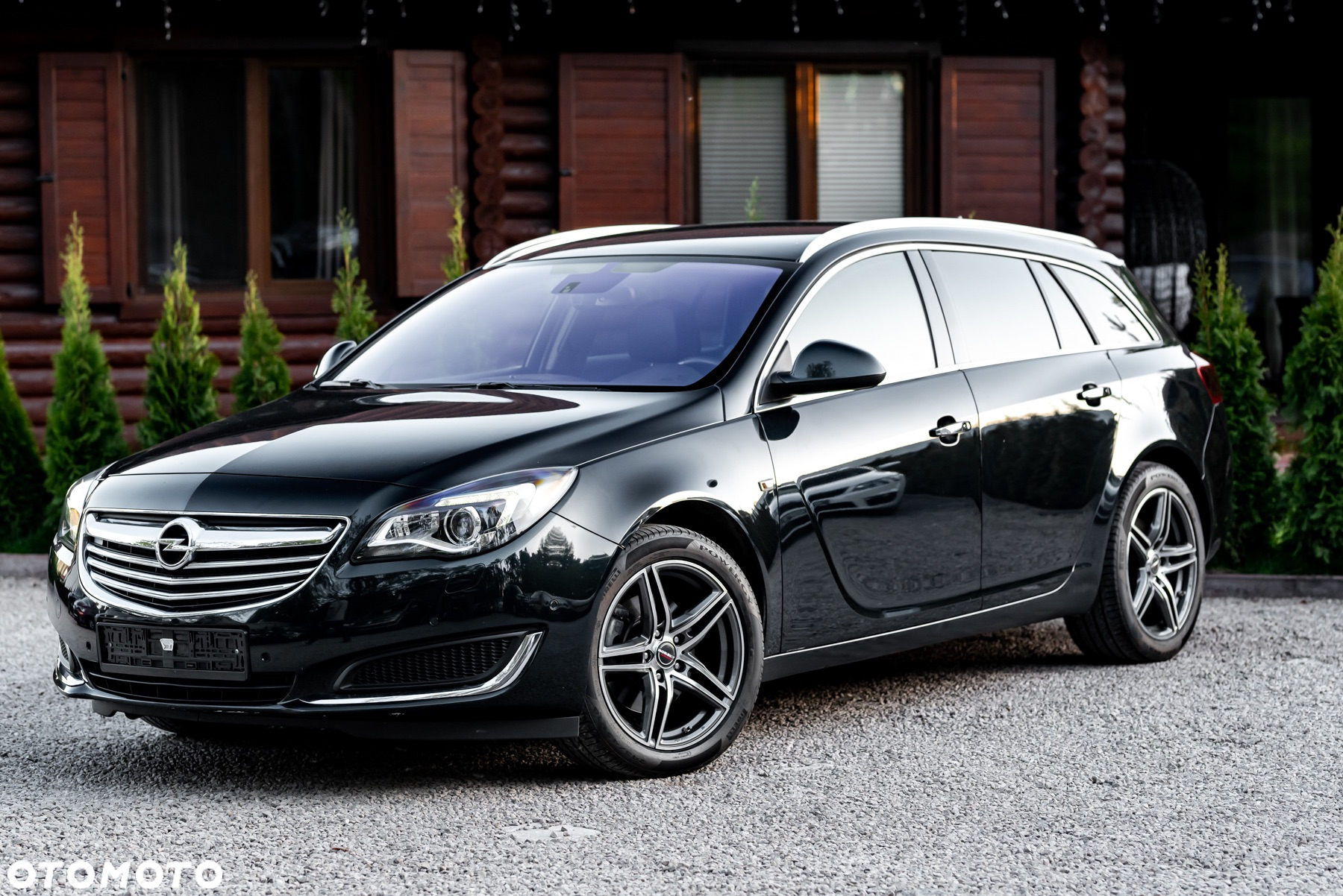Opel Insignia 1.6 SIDI Turbo ecoFLEX Start/Stop Sport - 2