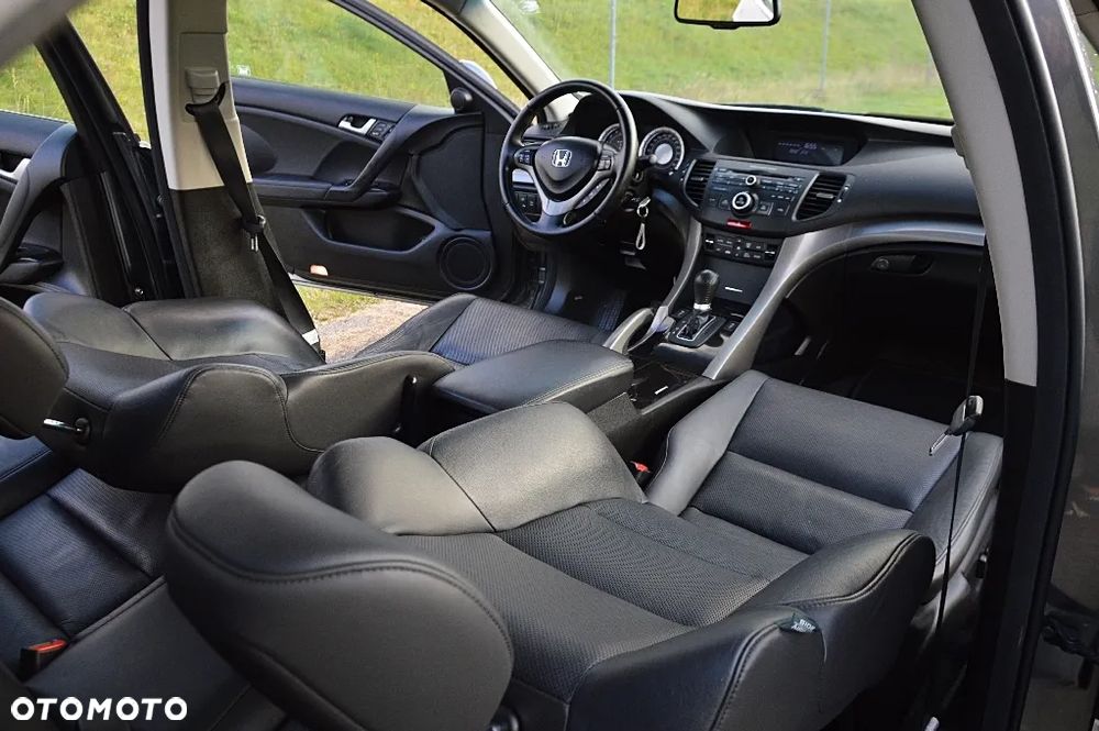 Honda Accord 2.4 Executive - 14
