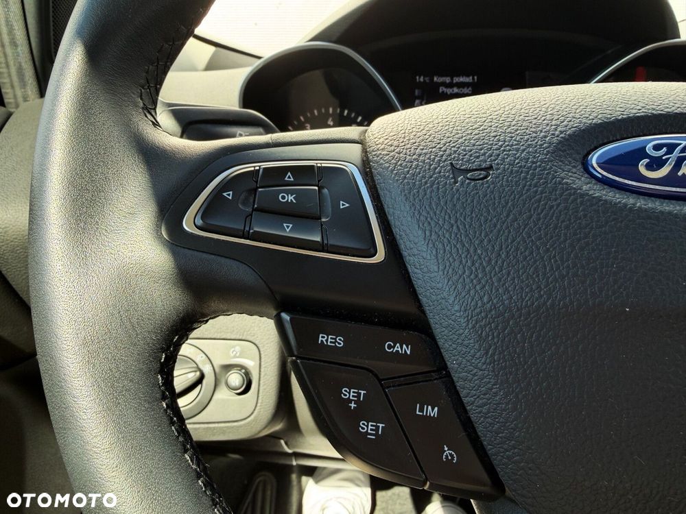 Ford Kuga - 14